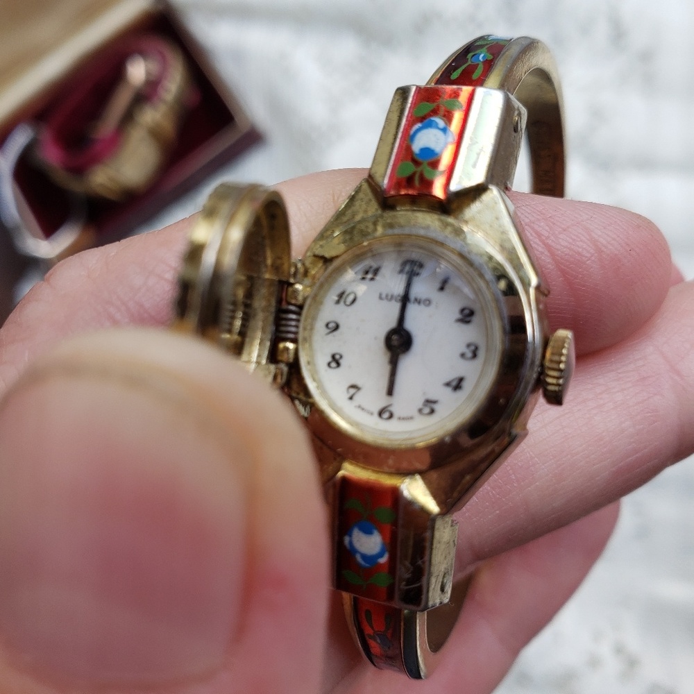 Womens "Lugano" Clausena Watch 1930's